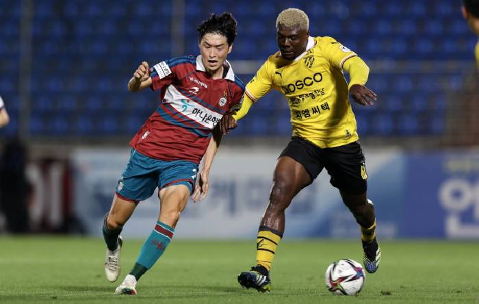 Soi kèo Bucheon vs Jeonnam Dragons